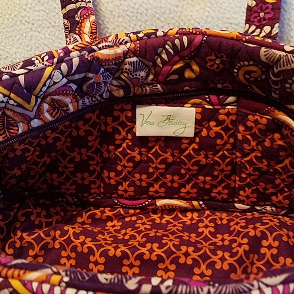 Vera Bradley - Picture 2 of 3